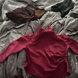Womens Raspberry Mock Neck blouse and matching 34” skirt  2P